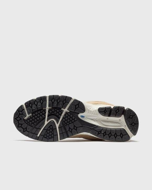 NEW BALANCE M2002 LIFESTYLE SNEAKERS