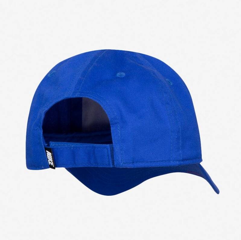 NIKE  FUTURE CURVE BRIM CAP