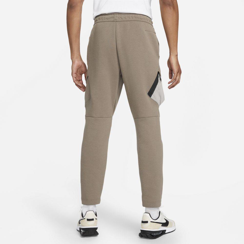 NIKE SPORTSWEAR TECH FLEECE PANT