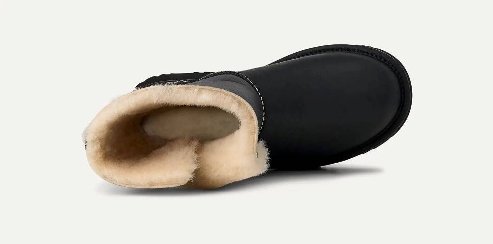 UGG NEW HEIGHTS CUFF LTHR