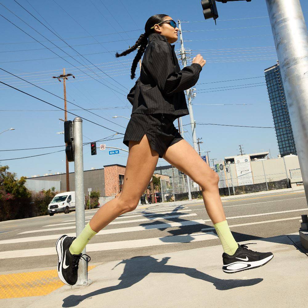 NIKE WOMENS JOURNEY RUN