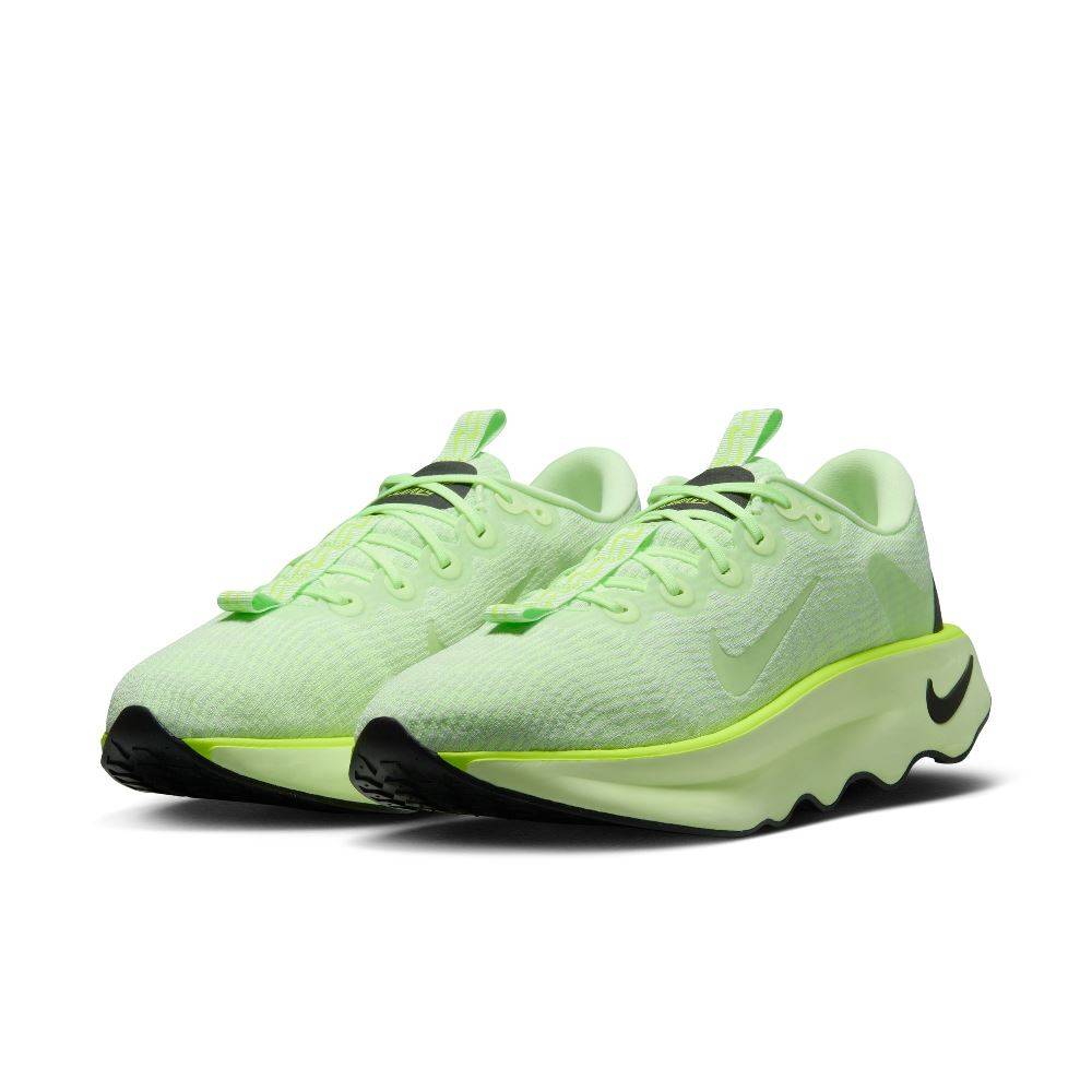 NIKE MOTIVA WALKING SHOES