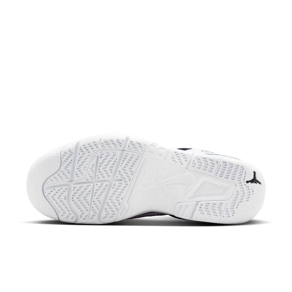 NIKE JORDAN STAY LOYAL 3