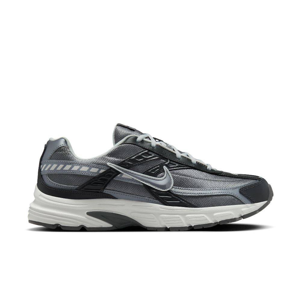 NIKE INITIATOR