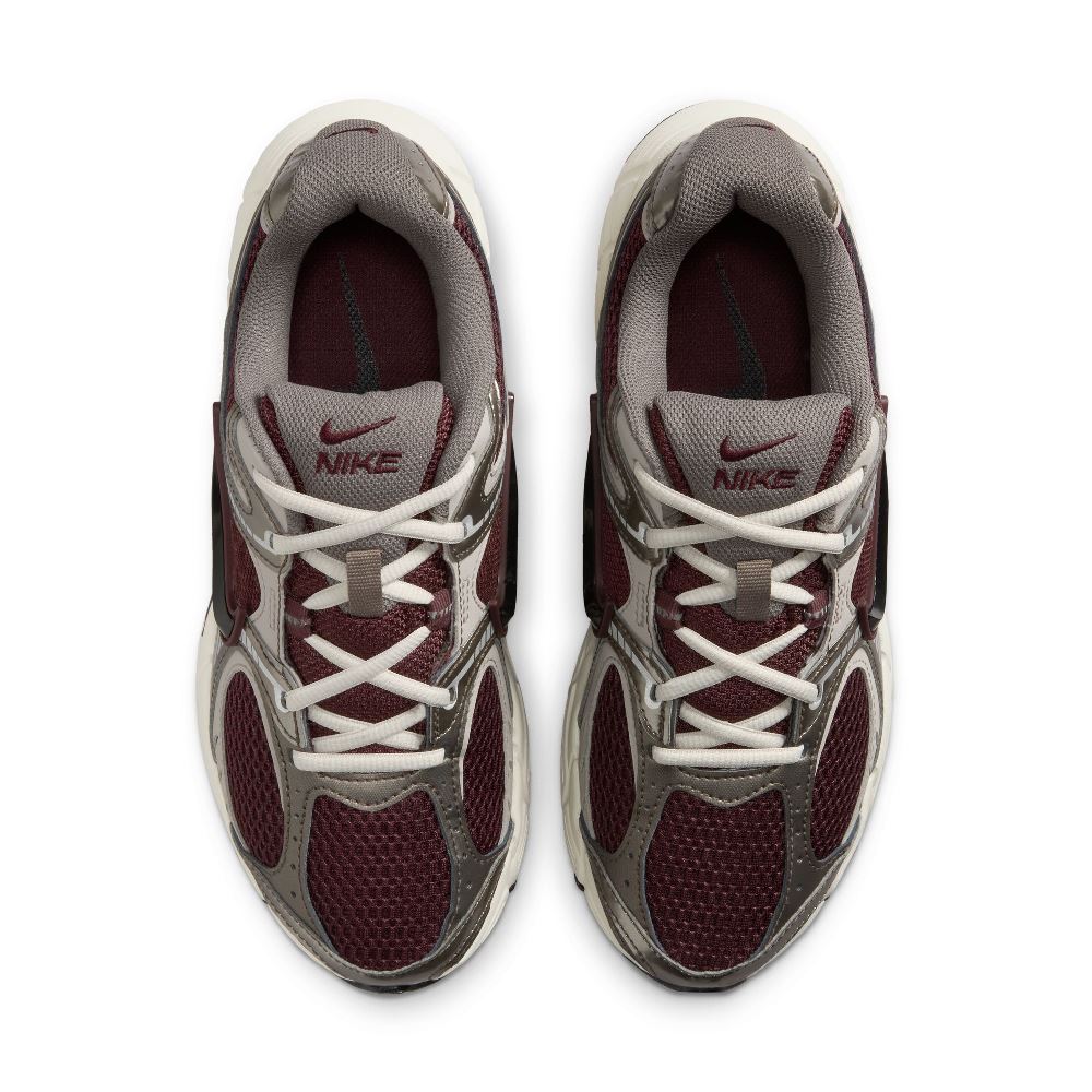 NIKE V5 RNR WOMENS SNEAKERS