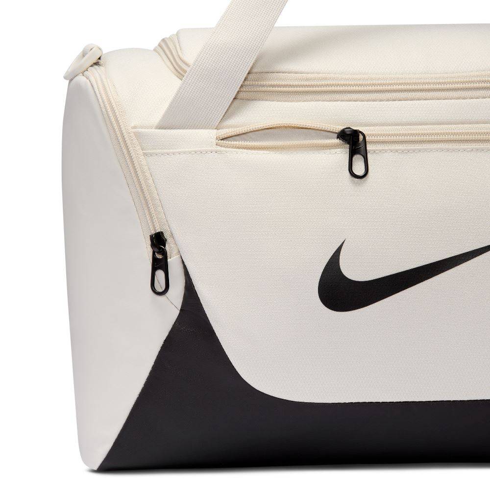 NIKE BRASILIA X-SMALL DUFFEL (38 X 25.5 X 25.5)