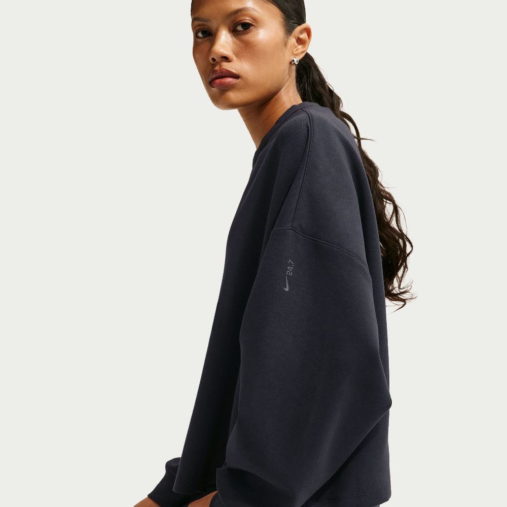 NIKE 24.7 DRI-FIT OVERSIZED SOFT CREW TOP