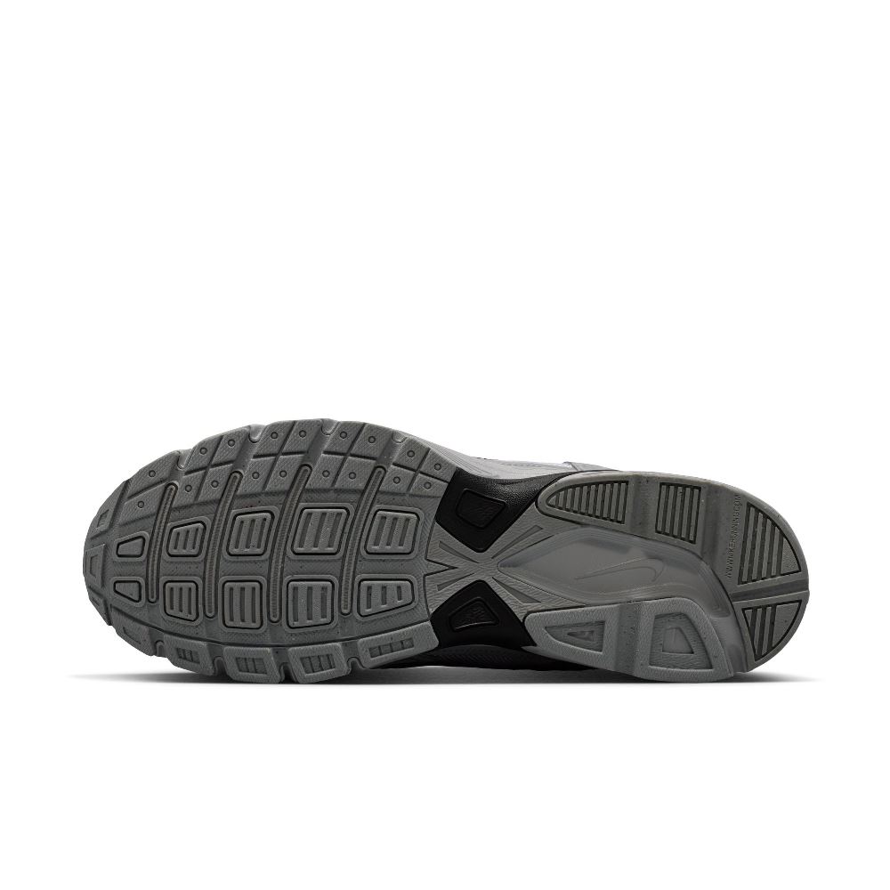 NIKE INITIATOR SHOES