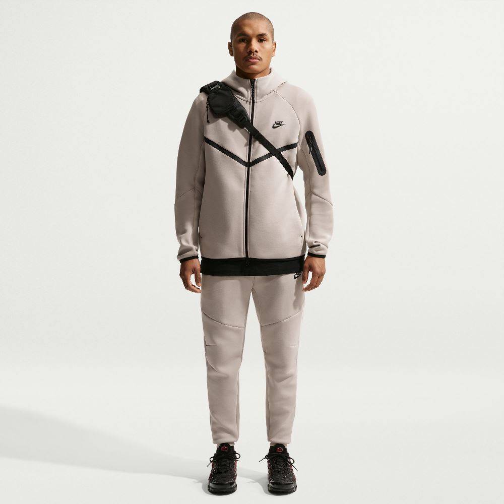 NIKE TECH FLEECE JOGGER