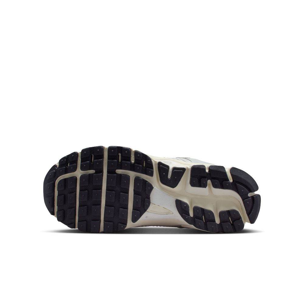 NIKE VOMERO 5 JR (GS)