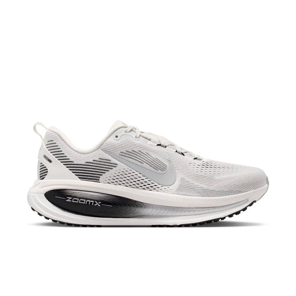 NIKE VOMERO 18 ROAD RUNNING SHOES