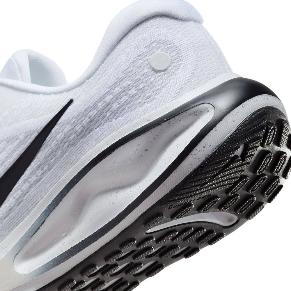 NIKE WOMENS JOURNEY RUN SHOES
