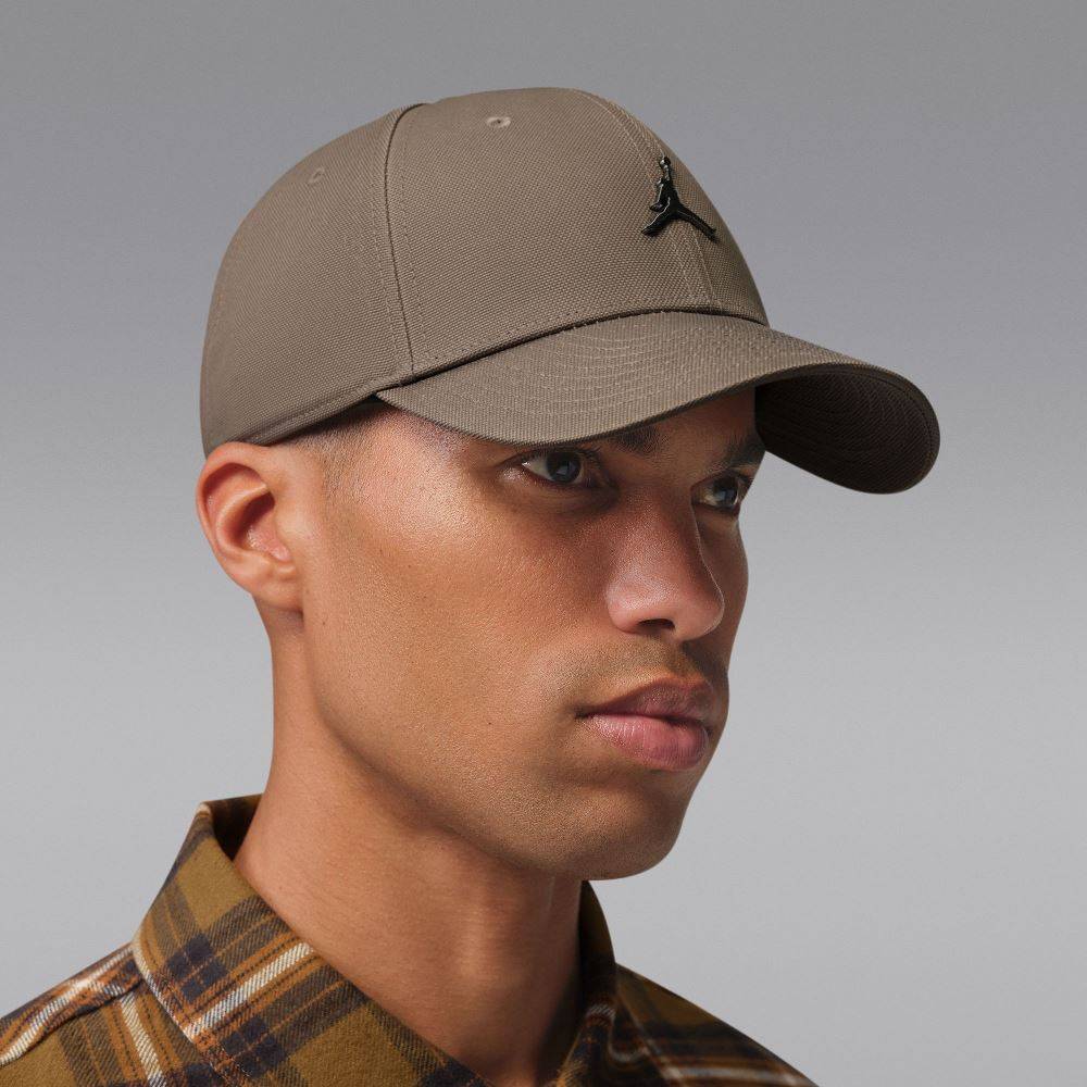 NIKE JORDAN RISE STRUCTURED METAL JUMPMAN HAT