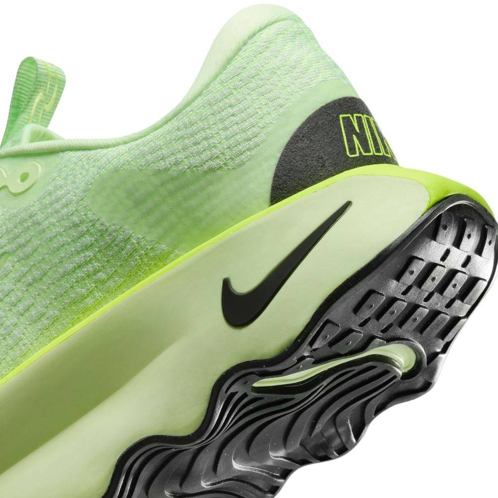 NIKE MOTIVA WALKING SHOES