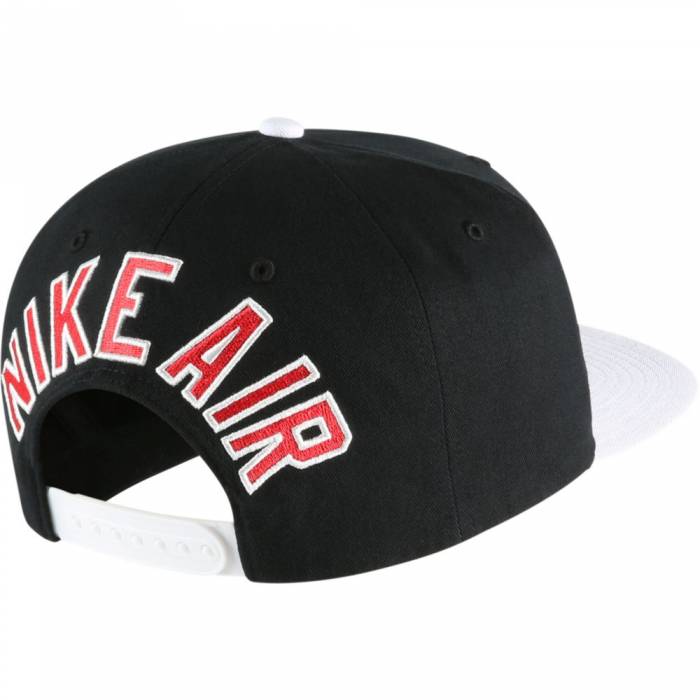 NIKE SPORTSWEAR PRO AIR CAP