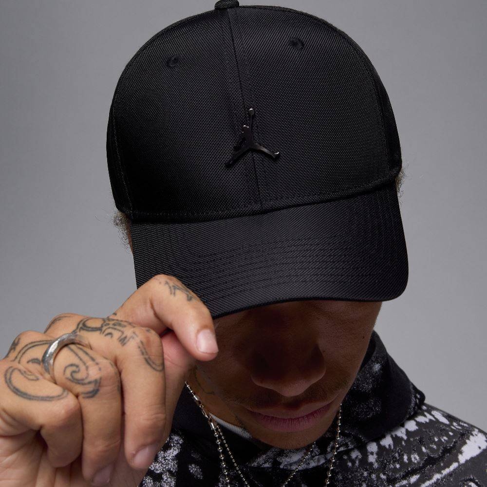NIKE JORDAN RISE STRUCTURED METAL JUMPMAN HAT