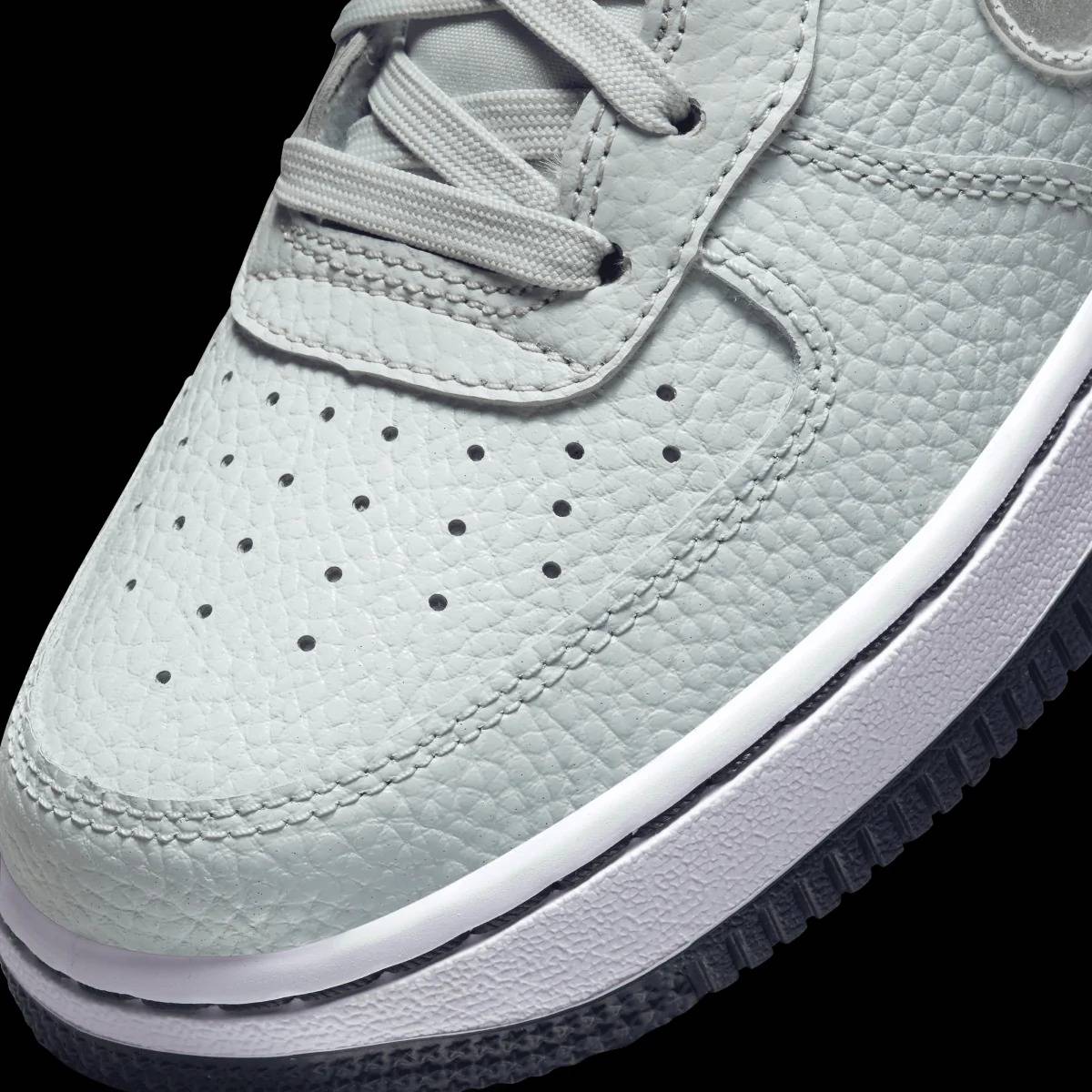 NIKE AIR FORCE 1 SHOES