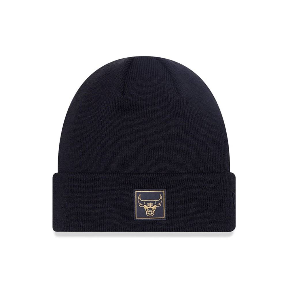 NEW ERA METALLIC BADGE CUFF KNIT CHICAGO BULLS