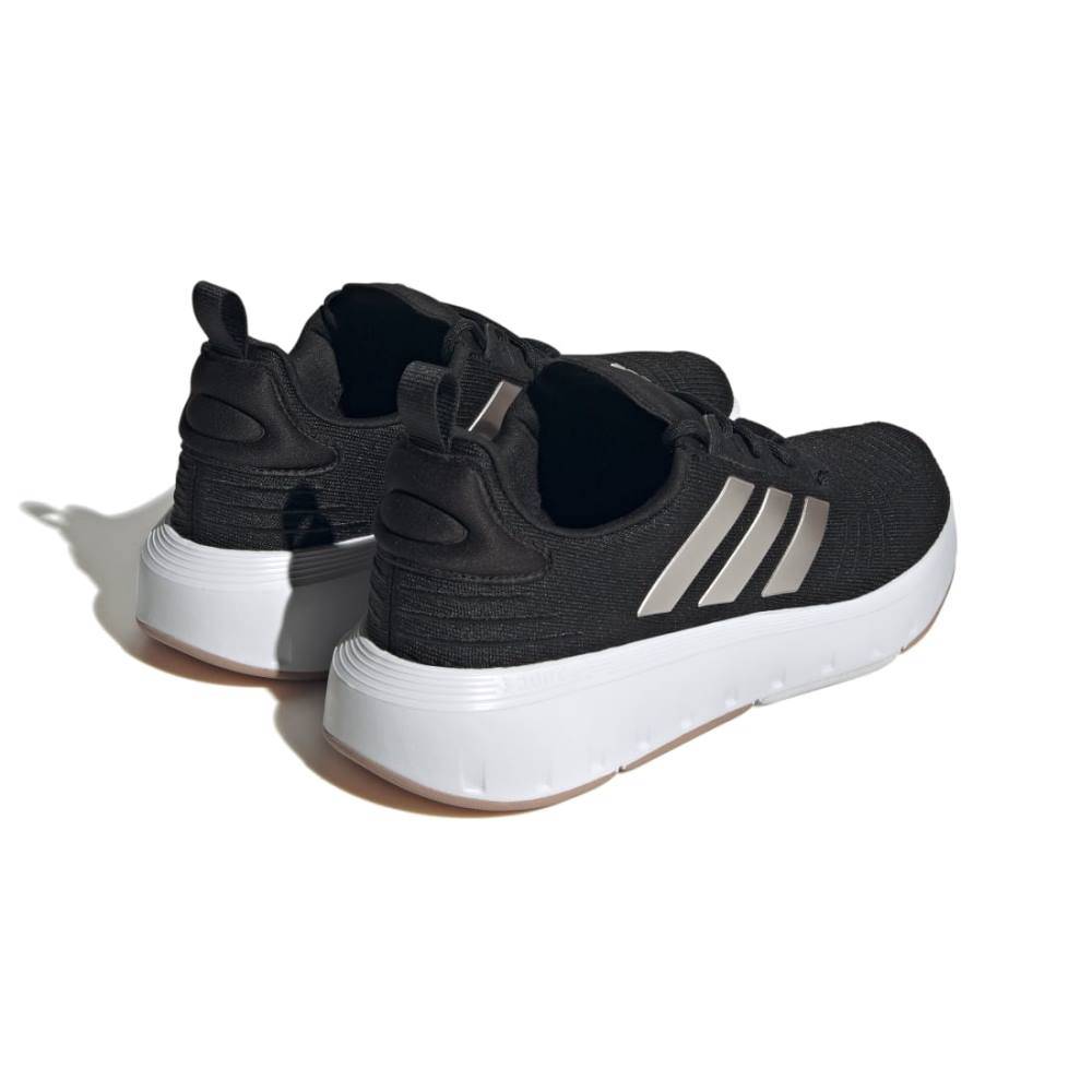 ADIDAS SWIFT RUN 23