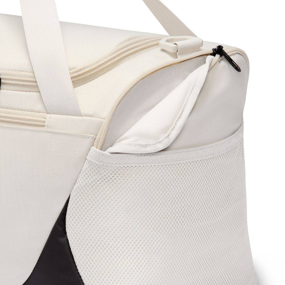 NIKE BRASILIA X-SMALL DUFFEL (38 X 25.5 X 25.5)
