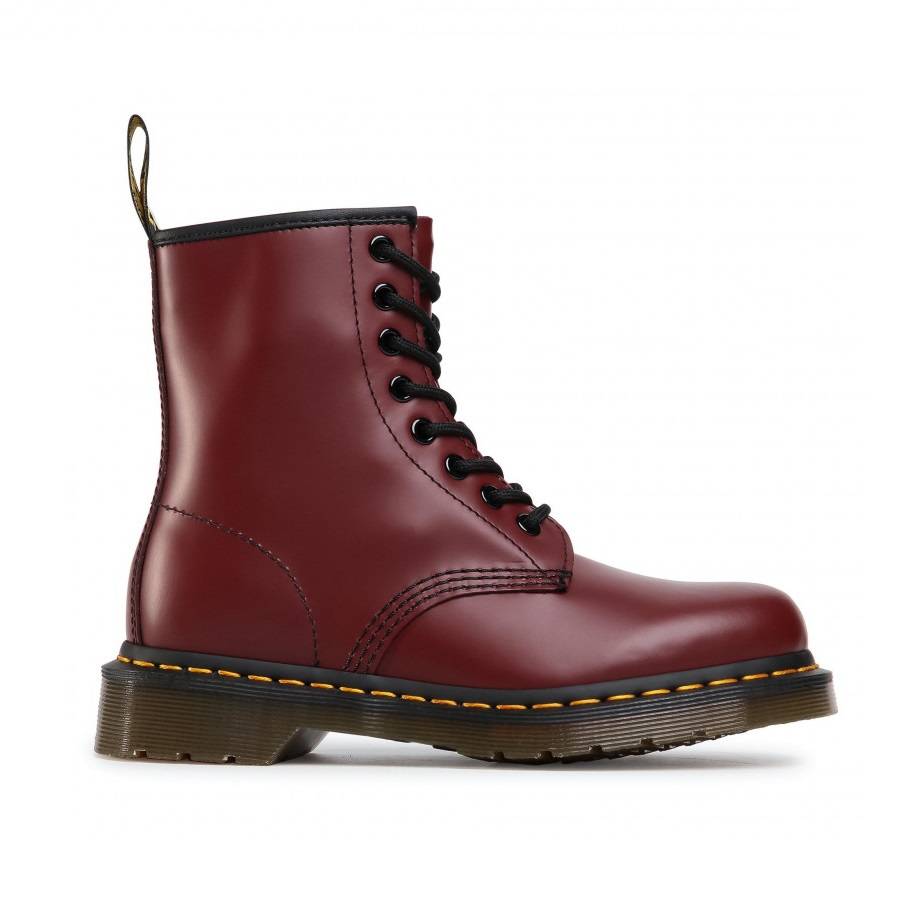 DR. MARTENS LEATHER LACED BOOT