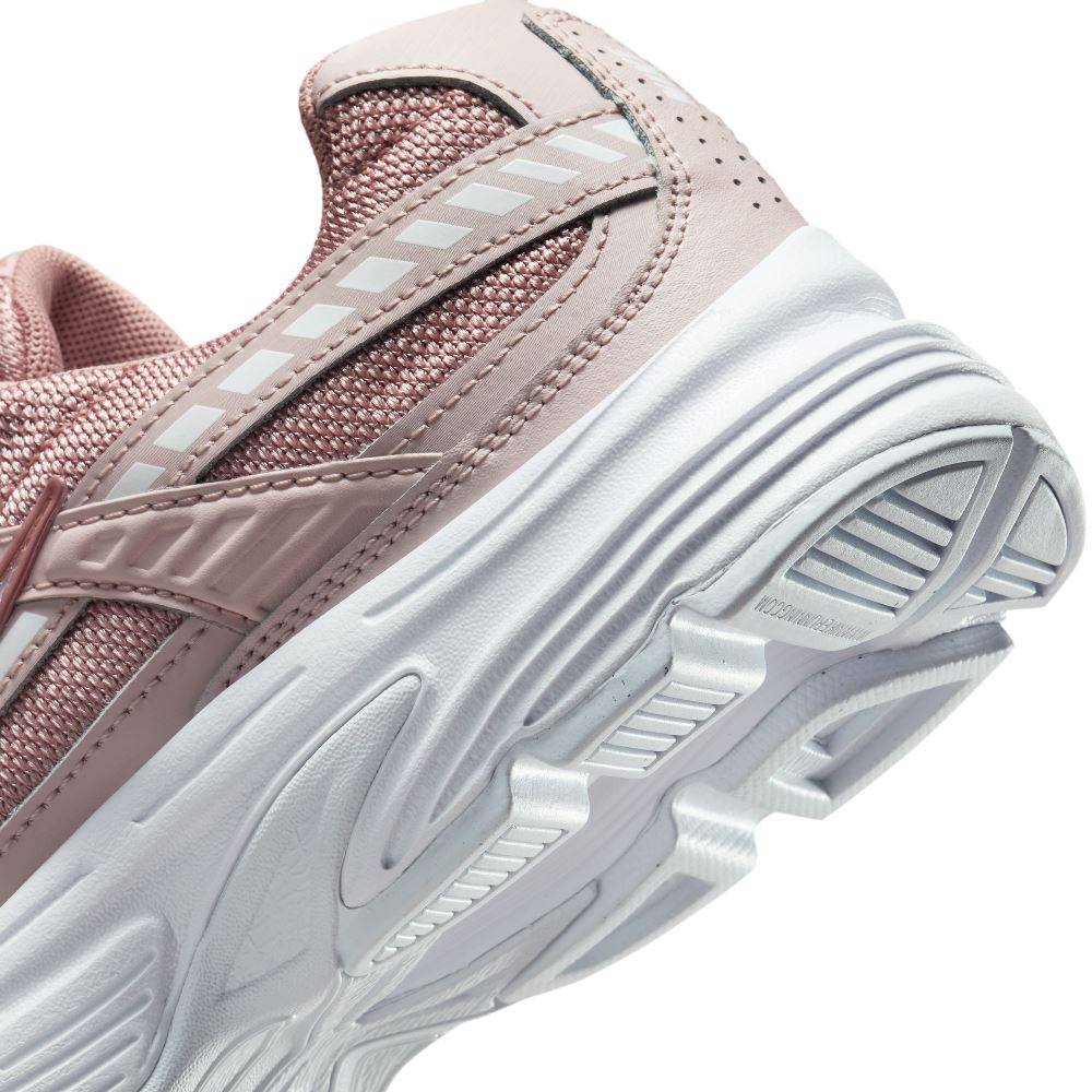 NIKE WOMENS INITIATOR