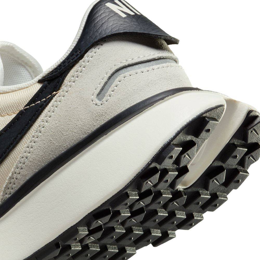NIKE WOMENS PHOENIX WAFFLE