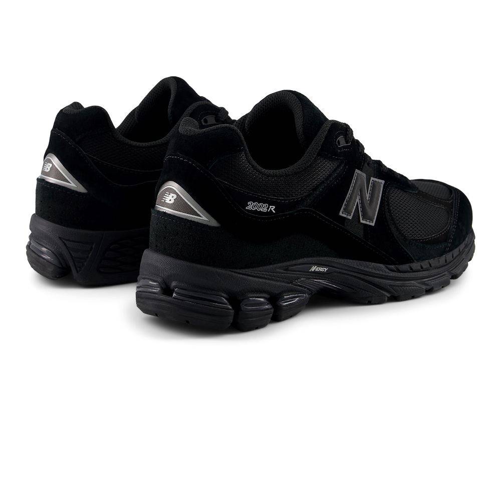 NEW BALANCE 2002R MENS CLASSICS SHOES