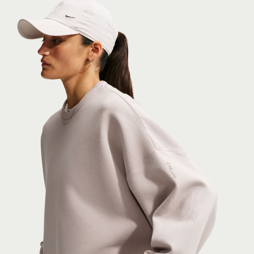 NIKE 24.7 DRI-FIT OVERSIZED SOFT CREW TOP