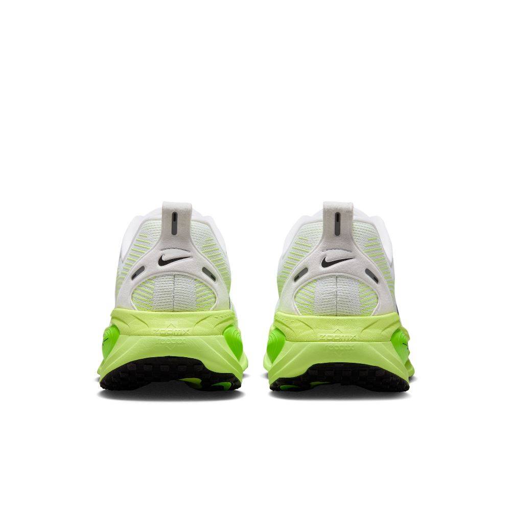NIKE VOMERO 18 ROAD RUNNING SHOES