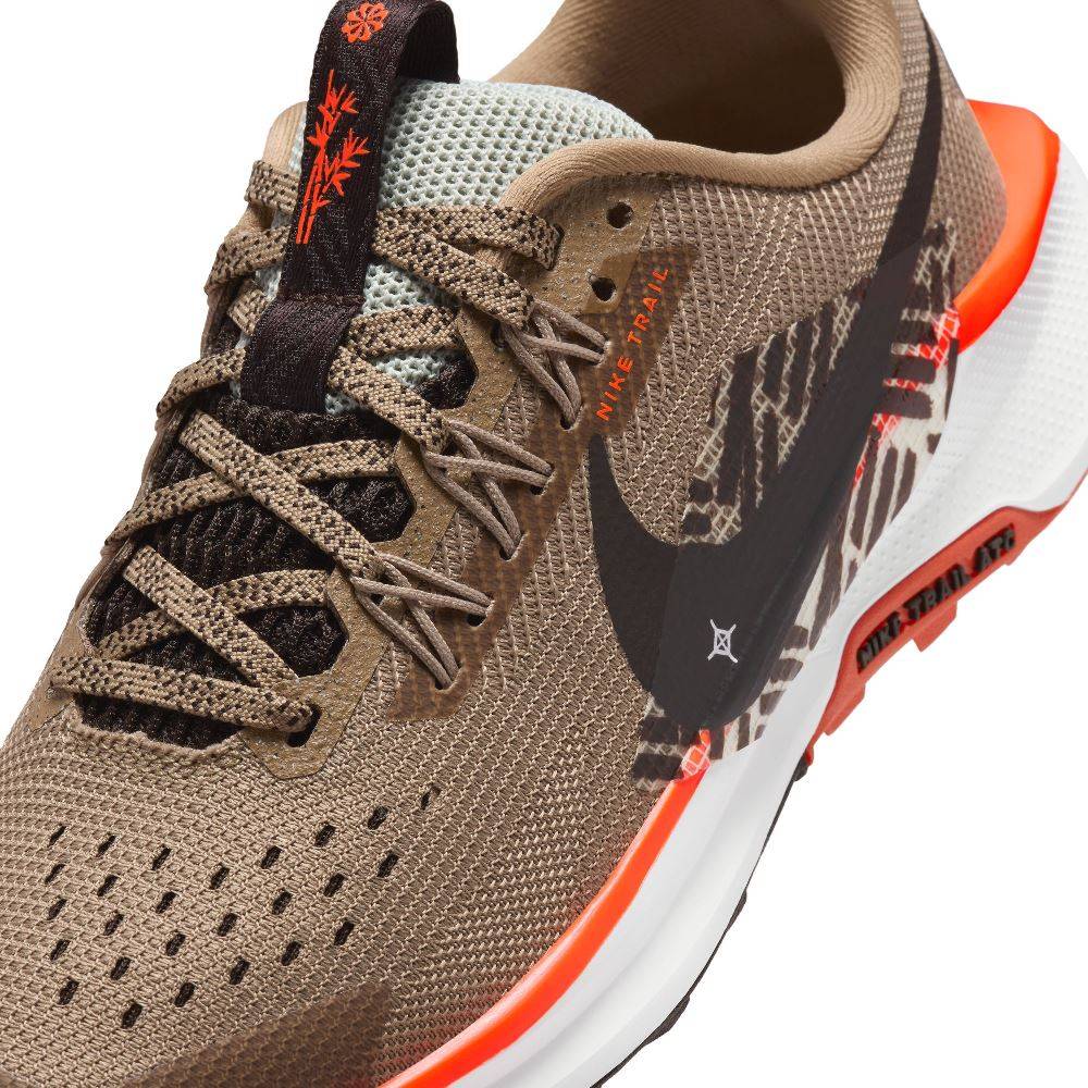 NIKE PEGASUS TRAIL 5 (GS)