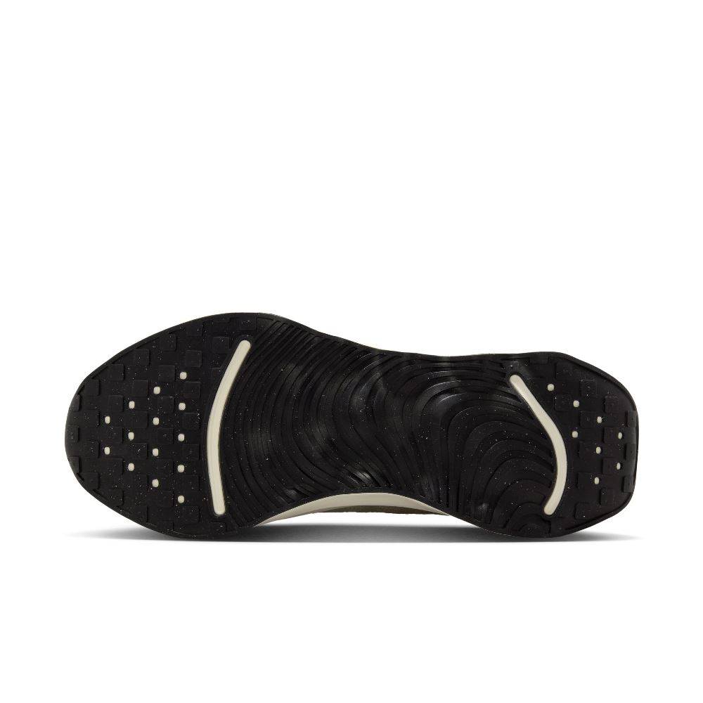 NIKE MOTIVA WALKING SHOES