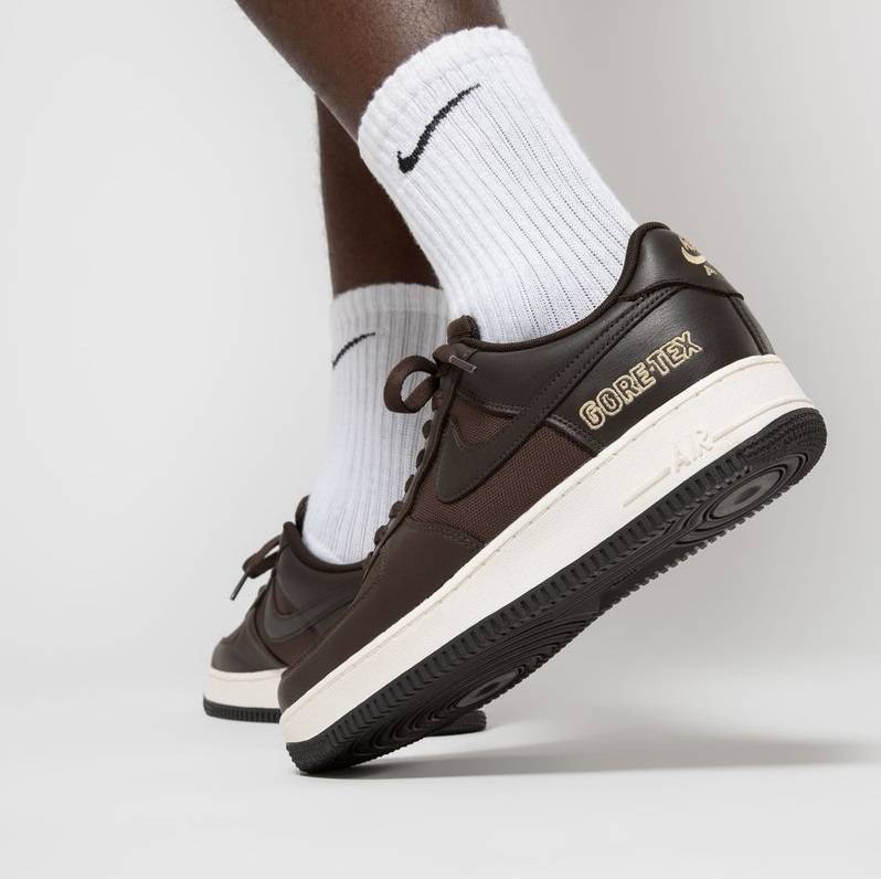 NIKE AIR FORCE GORE-TEX