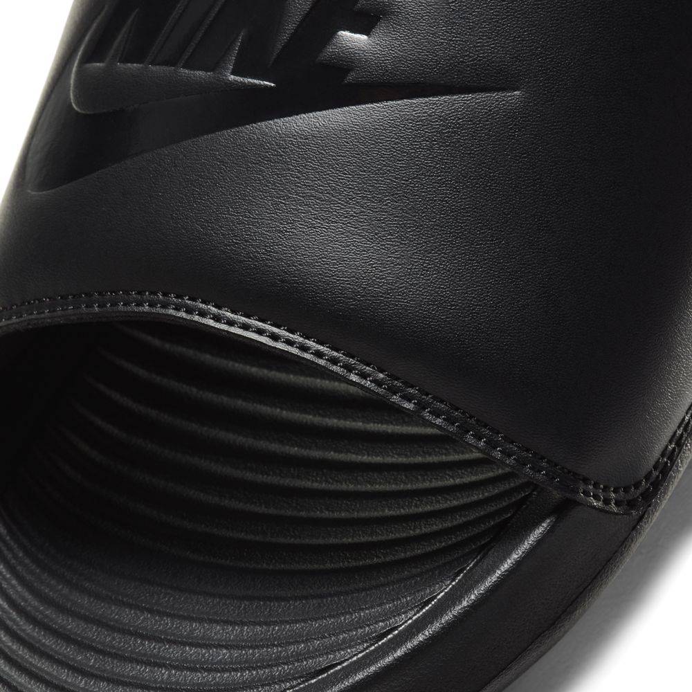 NIKE VICTORI ONE SLIDE