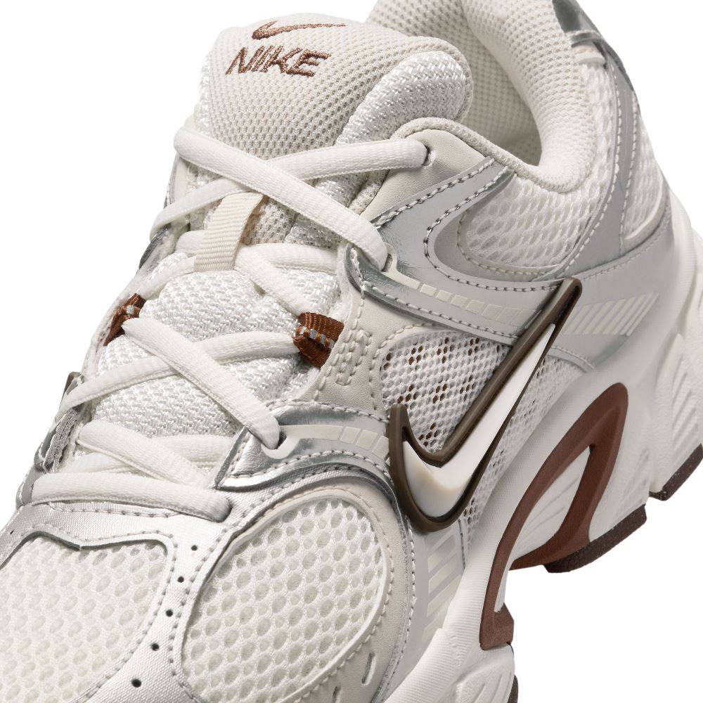 NIKE V5 RNR WOMENS SNEAKERS