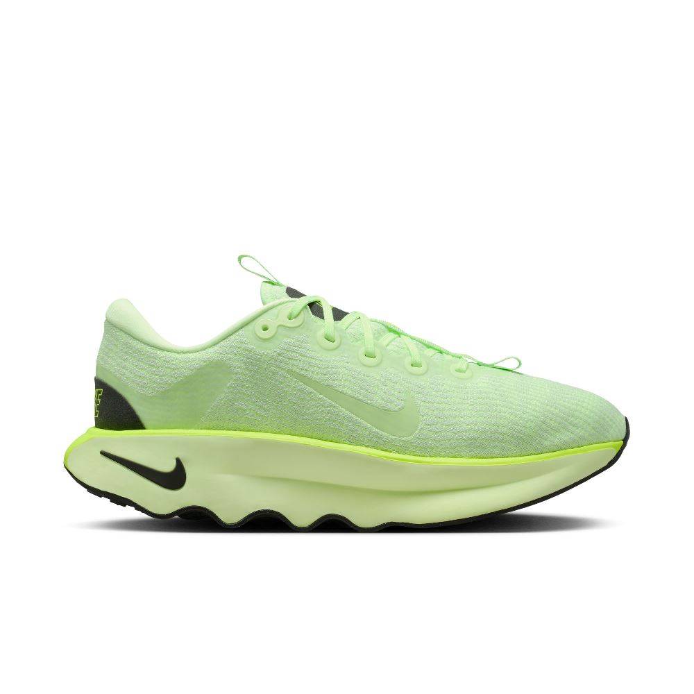 NIKE MOTIVA WALKING SHOES