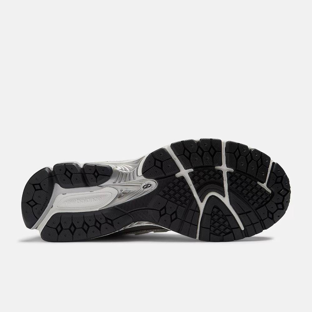 NEW BALANCE 1906 LIFESTYLE SNEAKERS