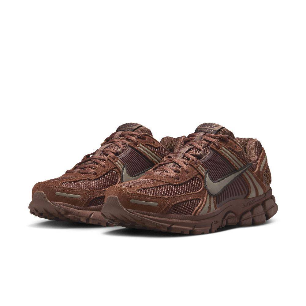 NIKE WOMENS ZOOM VOMERO 5