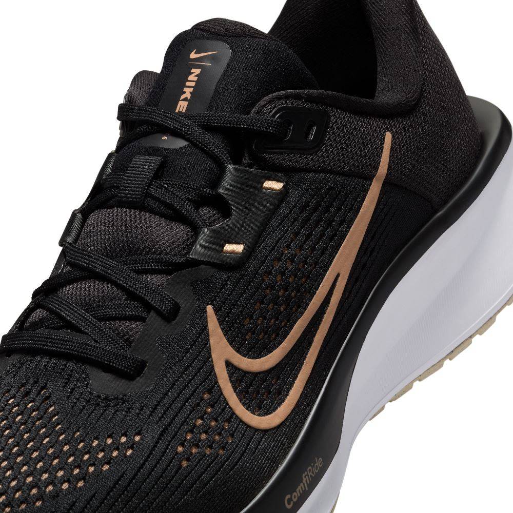 NIKE WOMENS QUEST 6