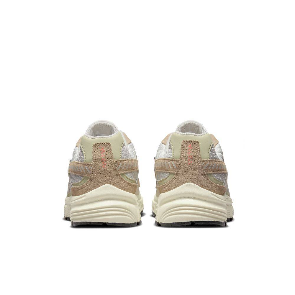 NIKE INITIATOR