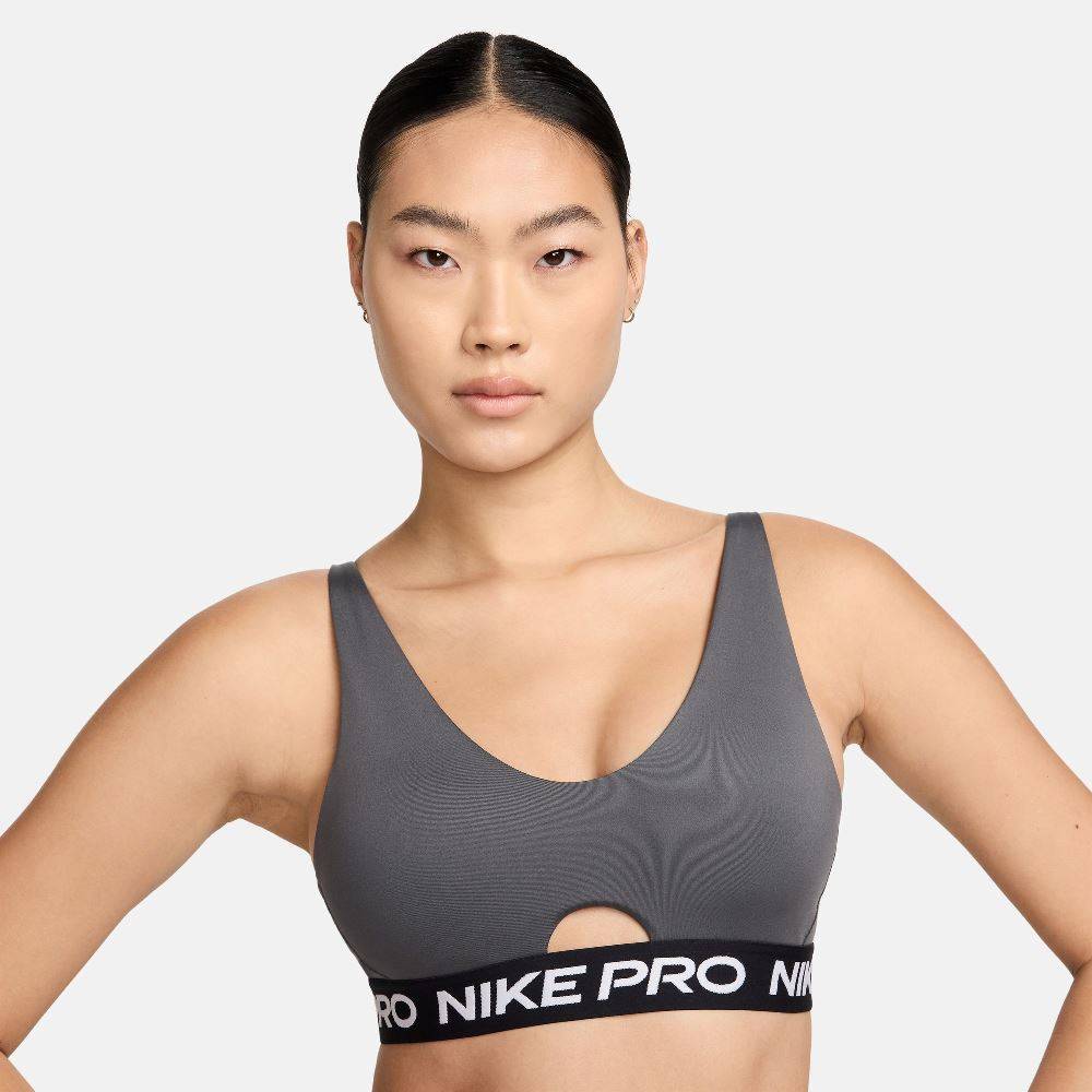NIKE INDY PLUNGE MEDIUM-SUPPORT PADDED BRA