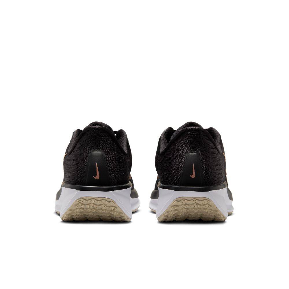 NIKE WOMENS QUEST 6
