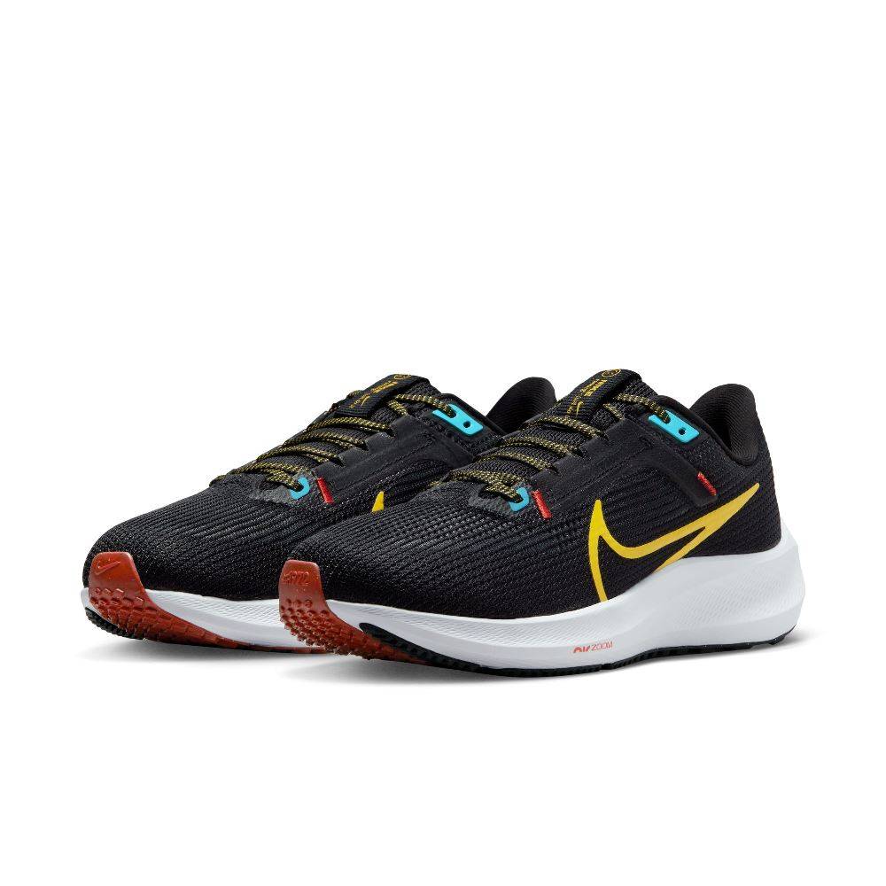NIKE WOMENS ZOOM PEGASUS 40
