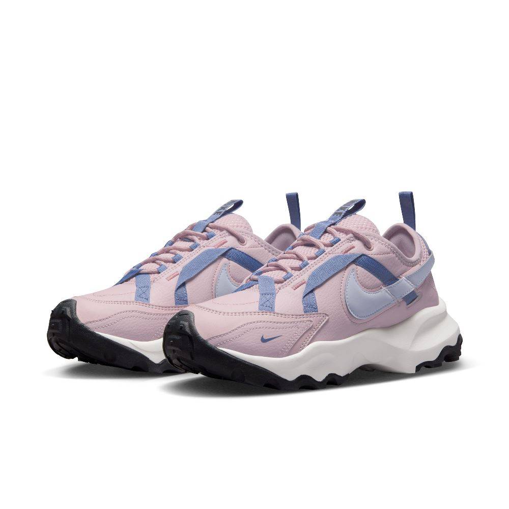 NIKE TC7900 WOMENS SNEAKER