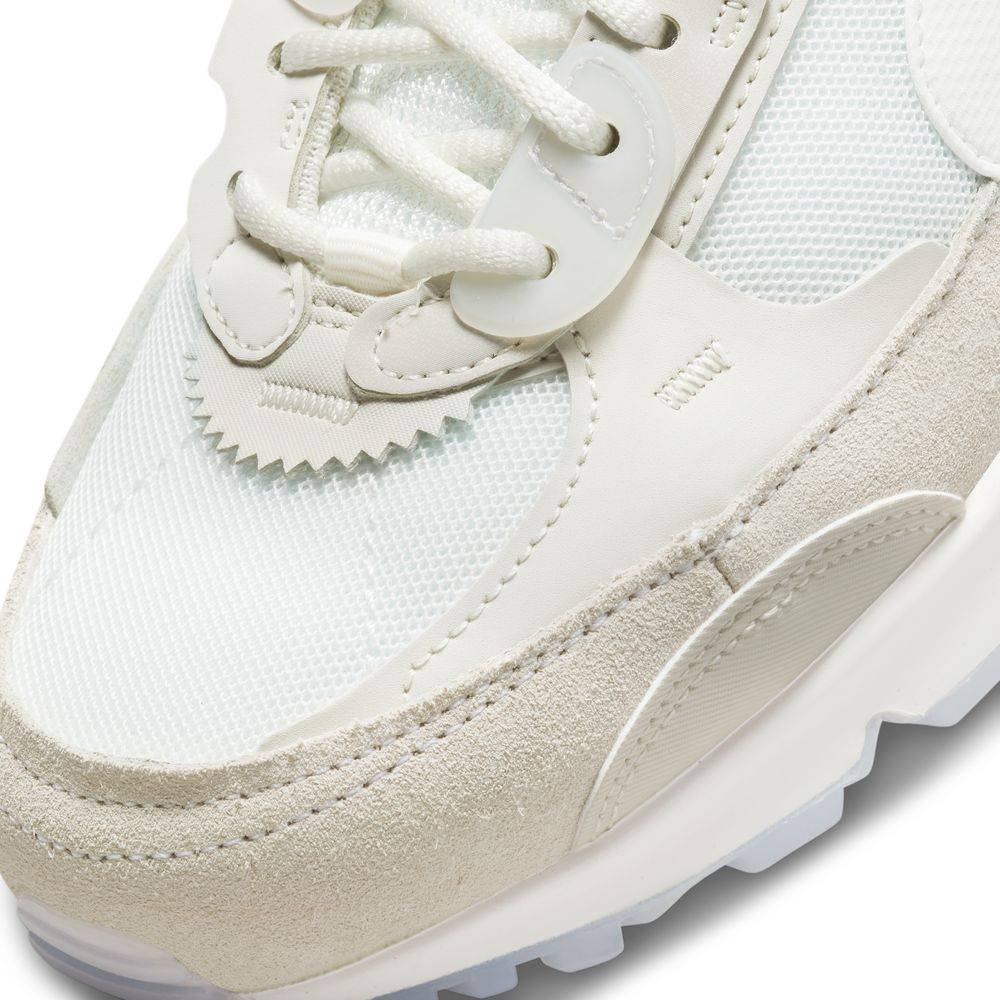 NIKE WOMENS AIR MAX 90 FUTURA