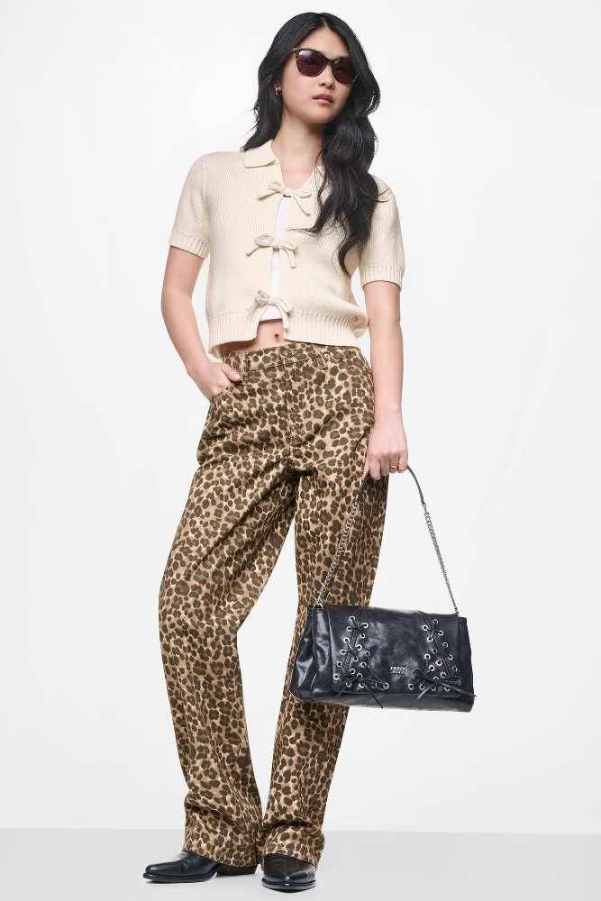 DKNY HIGH RISE CLASSIC STRAIGHT LEOPARD PRINT JEANS