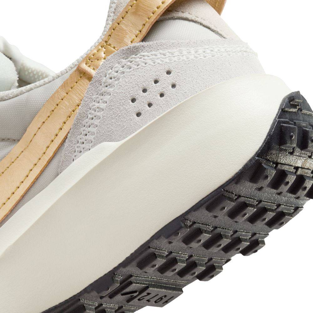 NIKE WOMENS WAFFLE DEBUT ESS