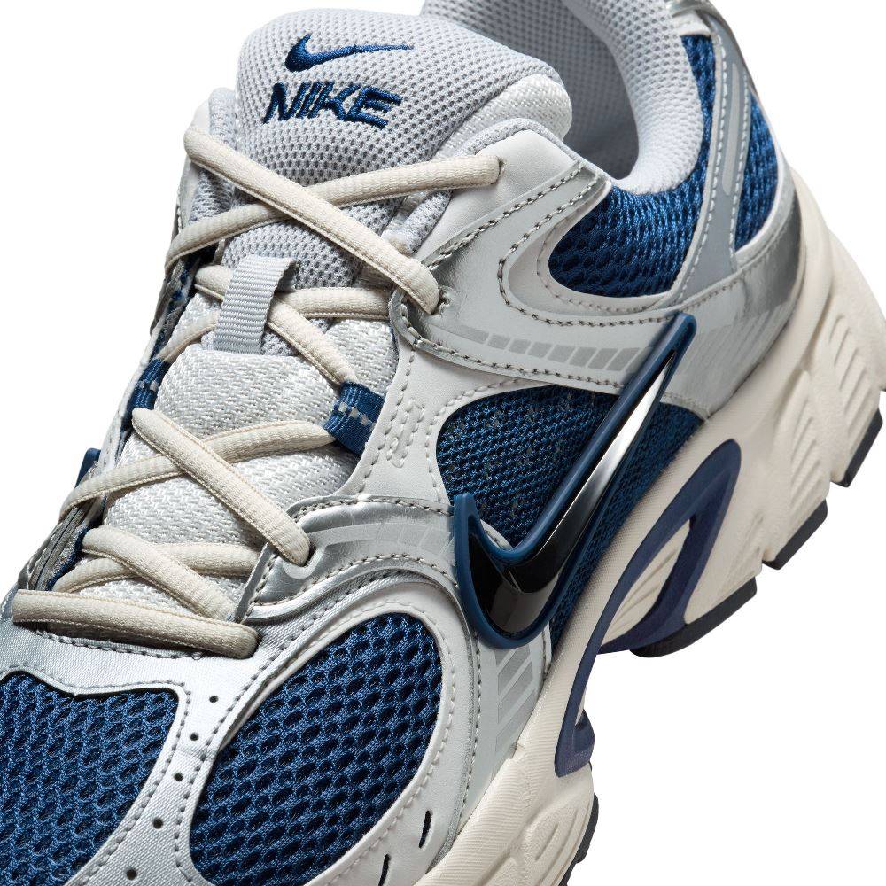 NIKE V5 RNR UNISEX SNEAKERS