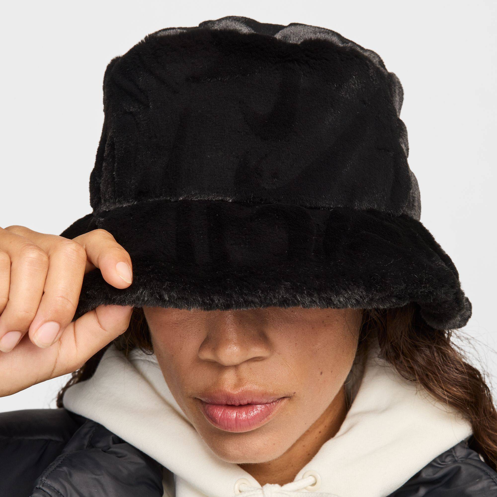 NIKE U APEX FUR SWOOSH BUCKET