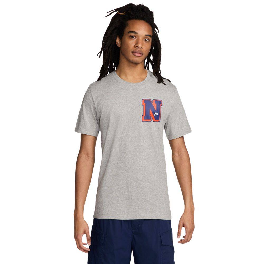 NIKE SPORTSWEAR SEASONAL LBR TEE